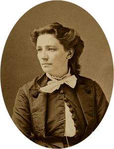 "Victoria Woodhull by Mathew Brady c1870" by Mathew Brady - Harvard Art Museum/Fogg Museum, Historical Photographs and Special Visual Collections Department, Fine Arts Library.